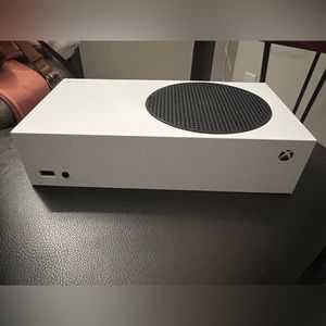 Xbox Series S Console.